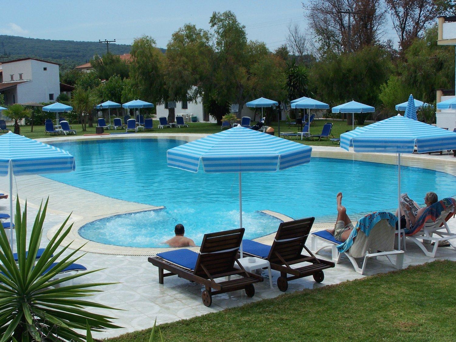 רודה Ninos On The Beach Hotel מראה חיצוני תמונה