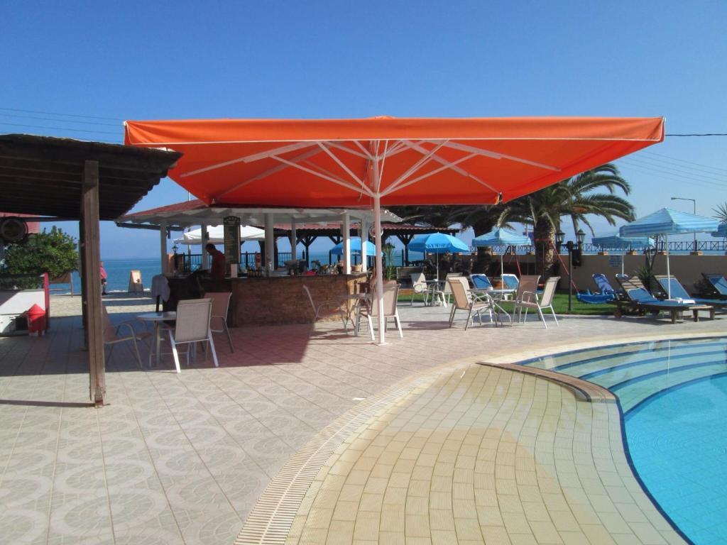 רודה Ninos On The Beach Hotel מראה חיצוני תמונה